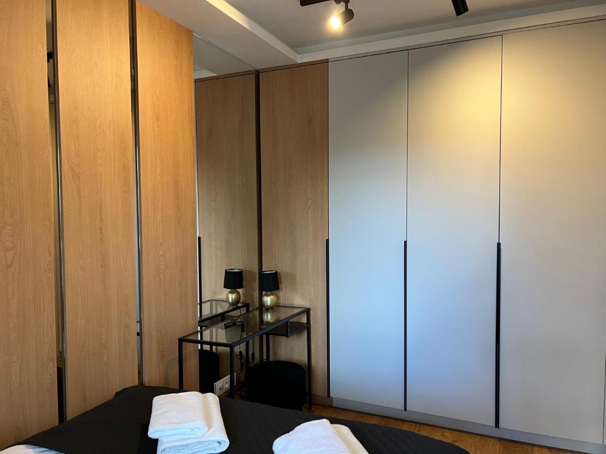 Family & Business Elegant Apartments Ul Lotnicza Centrum Galeria Korona - 1 Bedroom, Terrace, Air Conditioning, Garage - New! Кельце Экстерьер фото