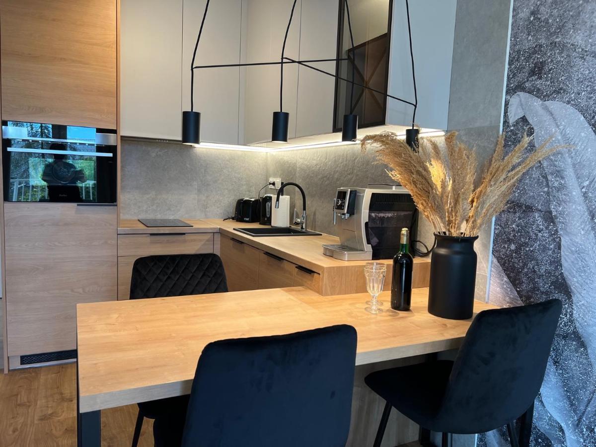 Family & Business Elegant Apartments Ul Lotnicza Centrum Galeria Korona - 1 Bedroom, Terrace, Air Conditioning, Garage - New! Кельце Экстерьер фото